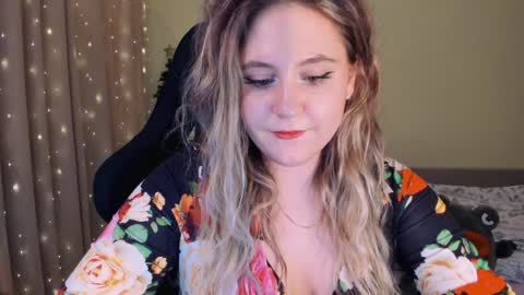 Snapshot of diana_floweri chatting on January 11, 2025, 8:43 am Diana online show from January 11, 2025, 8:43 am