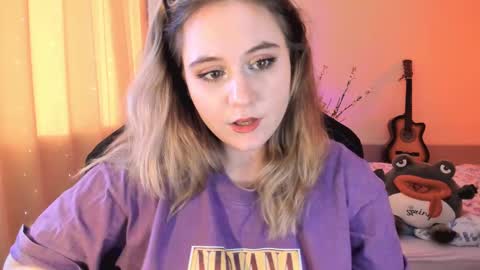 Snapshot of diana_floweri chatting on February 21, 2025, 1:11 pm Diana online show from February 21, 2025, 1:11 pm
