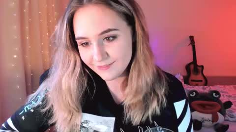 Snapshot of diana_floweri chatting on February 22, 2025, 11:02 am Diana online show from February 22, 2025, 11:02 am