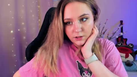 Snapshot of diana_floweri chatting on February 28, 2025, 9:15 am Diana online show from February 28, 2025, 9:15 am