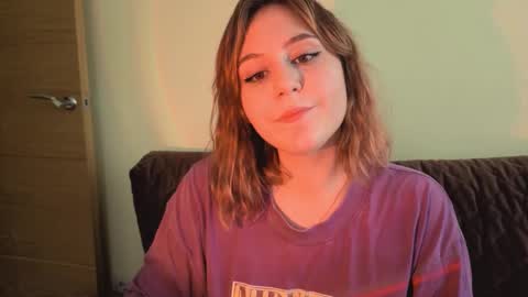 Snapshot of diana_floweri chatting on September 10, 2025, 1:00 pm Diana online show from September 10, 2025, 1:00 pm