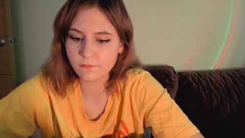 Snapshot of diana_floweri chatting on September 11, 2025, 9:42 am Diana online show from September 11, 2025, 9:42 am