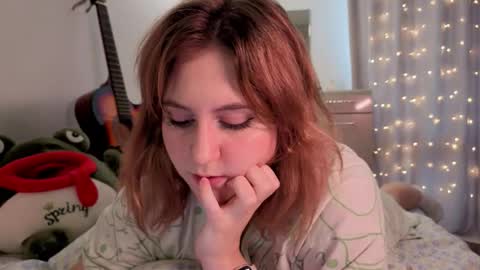 Snapshot of diana_floweri chatting on September 24, 2025, 9:45 am Diana online show from September 24, 2025, 9:45 am