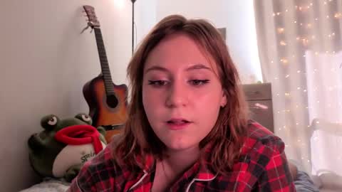 Snapshot of diana_floweri chatting on September 25, 2025, 9:24 am Diana online show from September 25, 2025, 9:24 am
