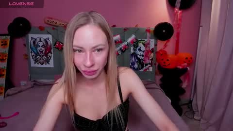 Snapshot of diana_garrett chatting on October 28, 2025, 2:37 am Diana online show from October 28, 2025, 2:37 am