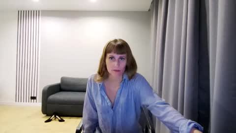 Snapshot of diana_meridor chatting on January 15, 2025, 12:30 am diana_meridor online show from January 15, 2025, 12:30 am