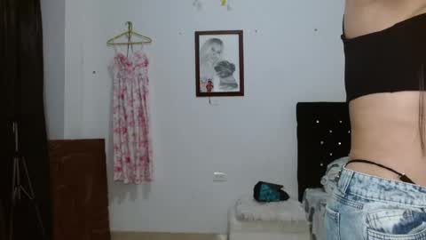 diana_o1 online show from May 5, 2026, 1:52 pm