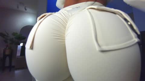 Snapshot of dianac1998 chatting on January 7, 2026, 9:06 pm dianac1998 online show from January 7, 2026, 9:06 pm