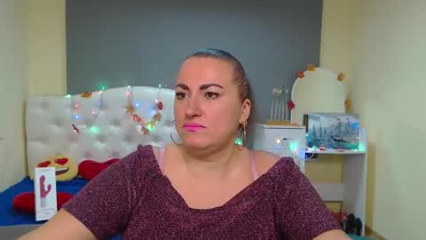 Diana online show from November 19, 2025, 6:35 am