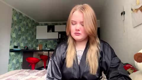 dianarise_ online show from March 26, 2026, 9:48 am