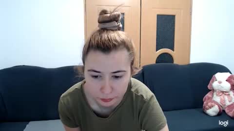 dianasmiey7 online show from January 27, 2025, 9:23 am