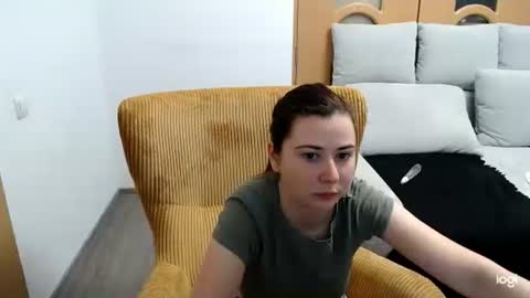 dianasmiey7 online show from March 22, 2026, 8:07 am