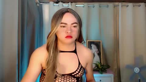 Dianne online show from February 23, 2026, 1:14 am