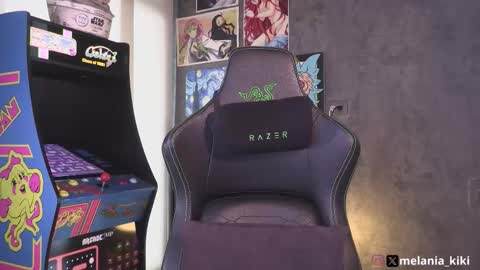 Snapshot of dianne_nanatzu chatting on October 18, 2025, 9:04 pm Melania - online show from October 18, 2025, 9:04 pm