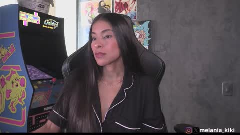 Snapshot of dianne_nanatzu chatting on December 19, 2025, 8:38 pm Melania - online show from December 19, 2025, 8:38 pm