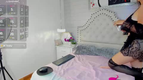 call me princess dianne  online show from October 30, 2025, 7:14 pm