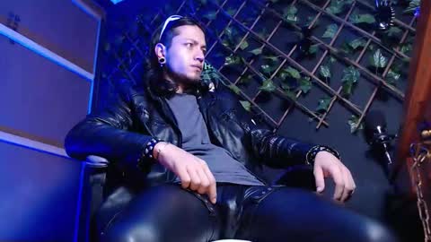 Snapshot of dicaprioo_ chatting on January 13, 2026, 8:30 am DICAPRIO online show from January 13, 2026, 8:30 am