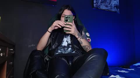 Snapshot of dicaprioo_ chatting on February 20, 2026, 6:26 am DICAPRIO online show from February 20, 2026, 6:26 am