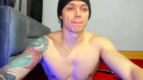 jhon online show from December 9, 2024, 2:56 am