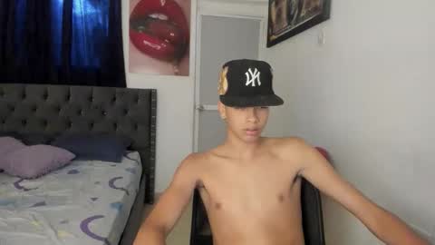 Snapshot of dick_master17 chatting on March 7, 2026, 9:23 pm dick online show from March 7, 2026, 9:23 pm