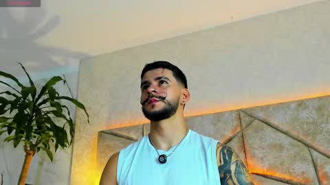 Snapshot of dickgriffith chatting on September 9, 2025, 12:37 pm Dick Griffith online show from September 9, 2025, 12:37 pm