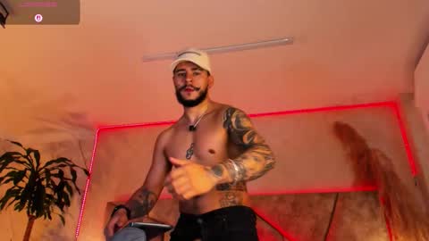 Snapshot of dickgriffith chatting on November 5, 2025, 11:21 am Dick Griffith online show from November 5, 2025, 11:21 am