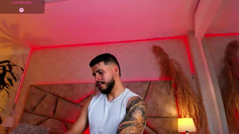 Snapshot of dickgriffith chatting on November 6, 2025, 7:48 pm Dick Griffith online show from November 6, 2025, 7:48 pm