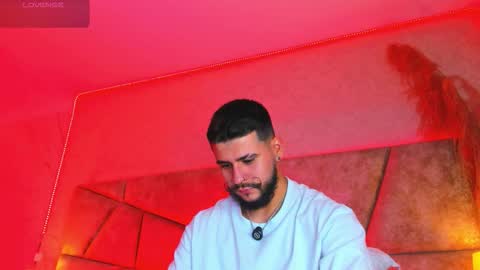 Snapshot of dickgriffith chatting on November 26, 2025, 3:02 pm Dick Griffith online show from November 26, 2025, 3:02 pm