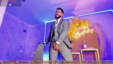 Snapshot of dickgriffith chatting on November 28, 2025, 1:47 pm Dick Griffith online show from November 28, 2025, 1:47 pm