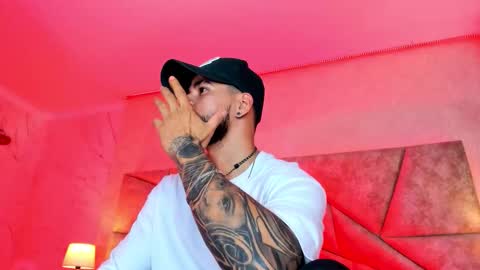 Snapshot of dickgriffith chatting on February 10, 2026, 12:59 am Dick Griffith online show from February 10, 2026, 12:59 am