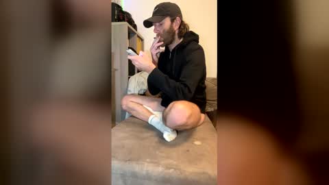 Snapshot of dickparceldick chatting on February 1, 2026, 2:32 am dickparceldick online show from February 1, 2026, 2:32 am