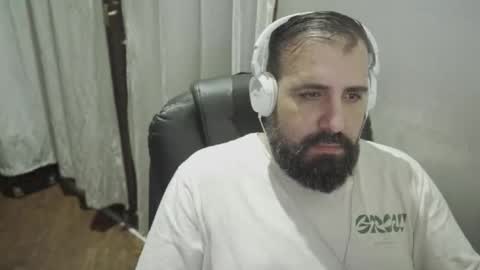 Snapshot of dicristalino chatting on March 18, 2026, 2:26 am Cristian Dipolino online show from March 18, 2026, 2:26 am