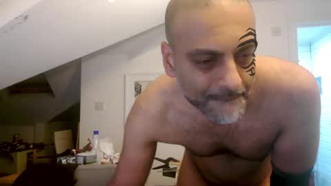 Snapshot of diddlysquatter chatting on October 12, 2025, 9:14 pm diddlysquatter online show from October 12, 2025, 9:14 pm