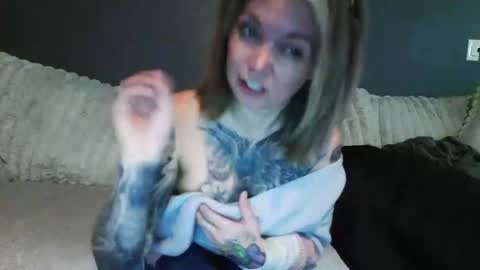 Snapshot of diddylicious22 chatting on January 27, 2025, 4:41 am diddylicious22 online show from January 27, 2025, 4:41 am