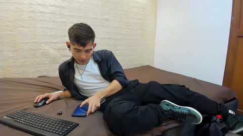 Diego rogue online show from December 18, 2024, 1:23 pm