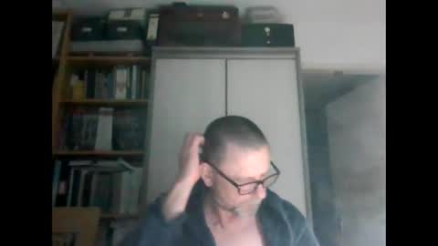 dierenfeld online show from January 13, 2025, 1:45 am