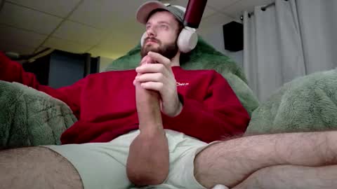 Snapshot of digbicknik chatting on February 9, 2026, 2:37 am digbicknik online show from February 9, 2026, 2:37 am