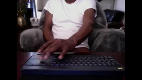 Snapshot of digitalpimpn chatting on March 9, 2026, 1:59 pm The Digital Pimp.... online show from March 9, 2026, 1:59 pm