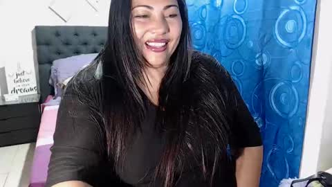 Mariana online show from January 22, 2025, 2:04 am