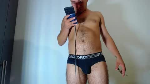 diiego_xxx online show from December 5, 2024, 11:40 pm