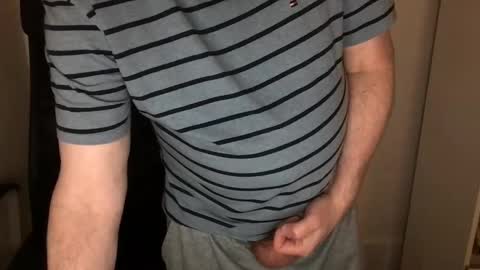 Snapshot of diki3333333333 chatting on December 17, 2025, 9:37 am Nick online show from December 17, 2025, 9:37 am