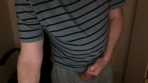 Snapshot of diki3333333333 chatting on December 22, 2025, 9:50 am Nick online show from December 22, 2025, 9:50 am