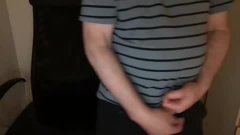 Snapshot of diki3333333333 chatting on January 6, 2026, 2:37 am Nick online show from January 6, 2026, 2:37 am