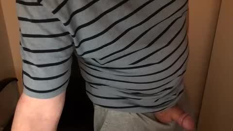 Snapshot of diki3333333333 chatting on February 14, 2026, 8:22 am Nick online show from February 14, 2026, 8:22 am