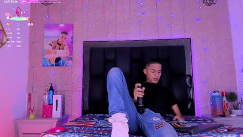 Dilan online show from September 16, 2025, 10:33 pm