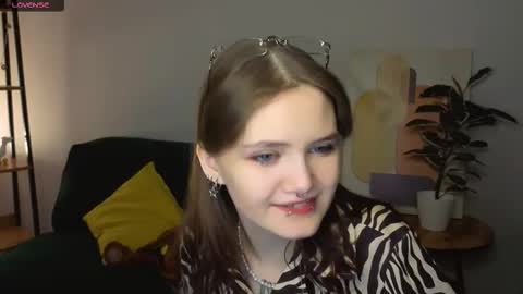 Dilara online show from February 28, 2026, 9:27 pm