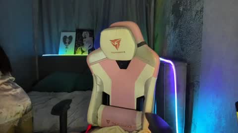 Snapshot of dilarabradbury chatting on December 5, 2024, 6:10 am DilaraBradbury online show from December 5, 2024, 6:10 am