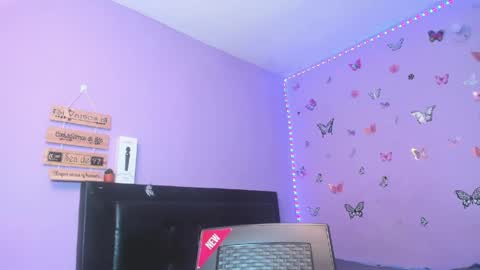 Snapshot of dilay__x chatting on April 1, 2026, 3:18 am dilay__x online show from April 1, 2026, 3:18 am