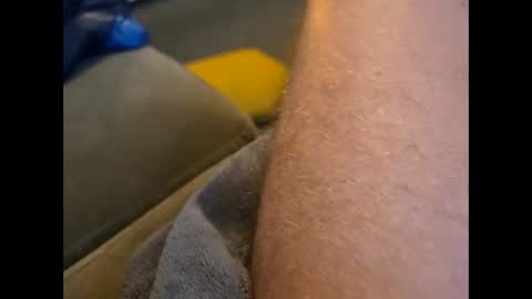 Snapshot of dilf232323 chatting on December 1, 2025, 7:13 am Dilf online show from December 1, 2025, 7:13 am