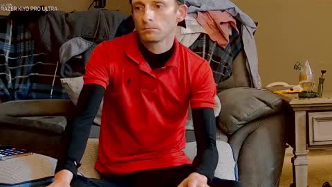 Snapshot of dilldough405 chatting on November 21, 2025, 8:07 pm Dilldough405 online show from November 21, 2025, 8:07 pm